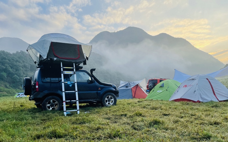 Perché le tende per camion sono la scelta definitiva per le avventure all'aria aperta?