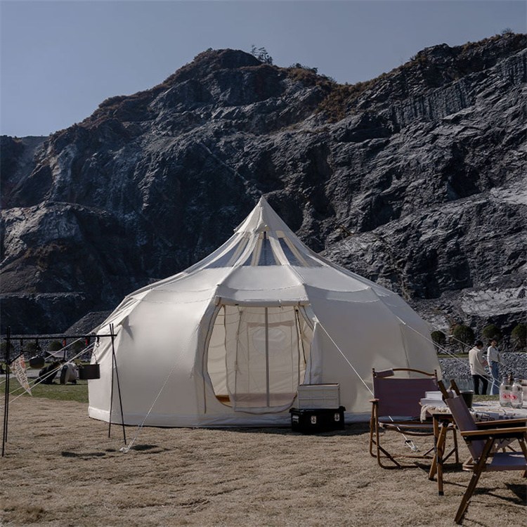 Quali vantaggi porta la tenda a campana in tela per esterni YMOUTDOOR al business del glamping?