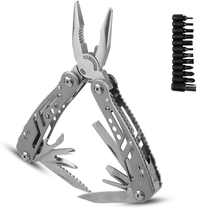 Pinza multifunzione 22 in 1